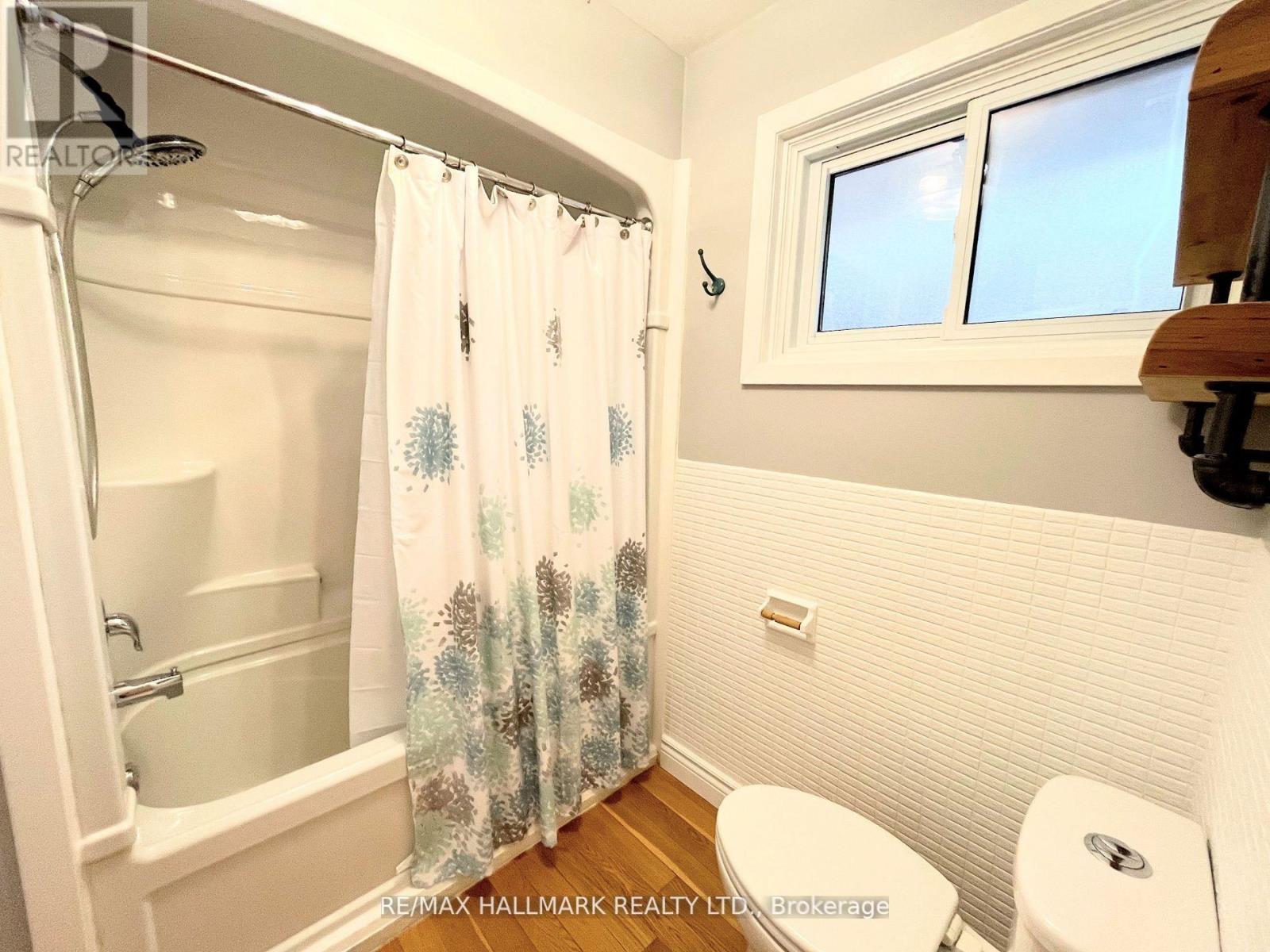 587 Spillsbury Drive, Peterborough West (South), Ontario  K9K 1K5 - Photo 15 - X12037815