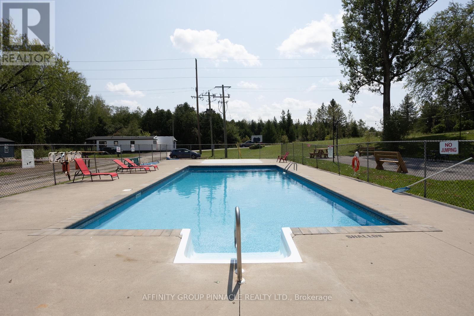 96 - 657 Thunder Bridge Road, Kawartha Lakes (Ops), Ontario  K9V 4R1 - Photo 41 - X12038402