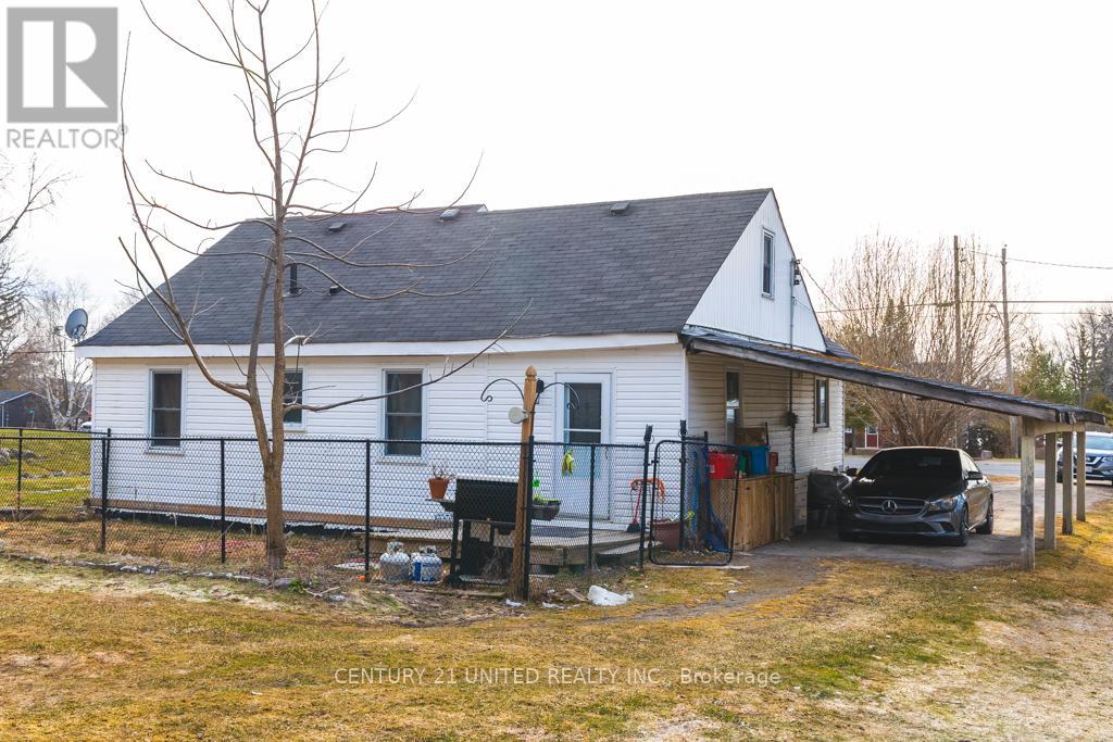 1009 Ward Street, Selwyn, Ontario  K0L 1H0 - Photo 14 - X12038992