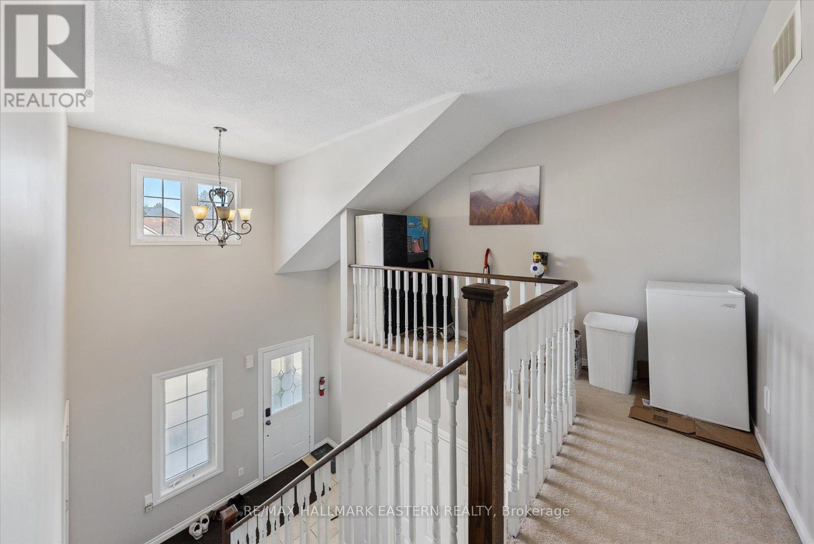 257 Tobin Court, Peterborough North (North), Ontario  K9H 7S7 - Photo 19 - X12040018