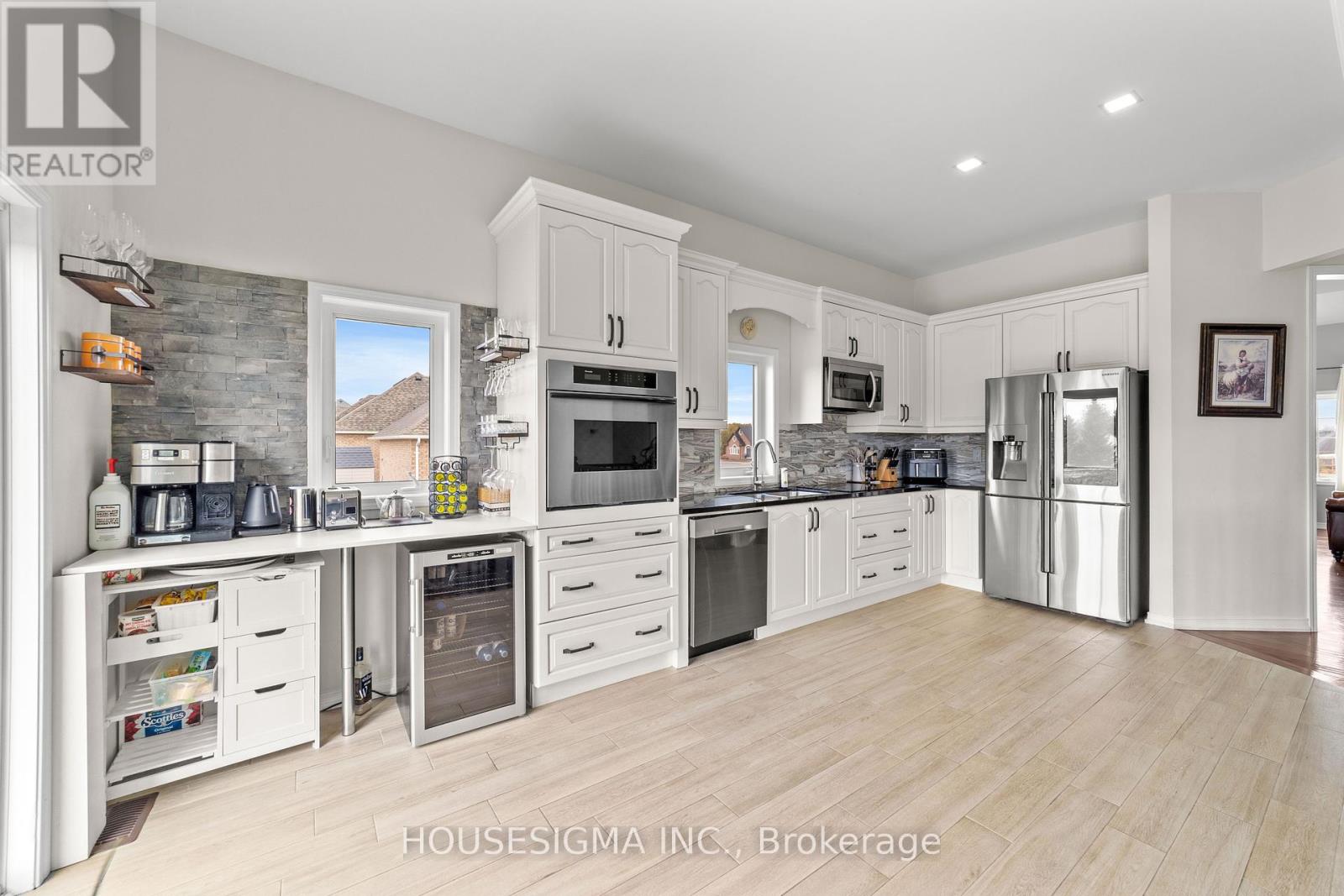 50 Songbird Crescent, Kawartha Lakes (Ops), Ontario  K9V 0A9 - Photo 16 - X12042287
