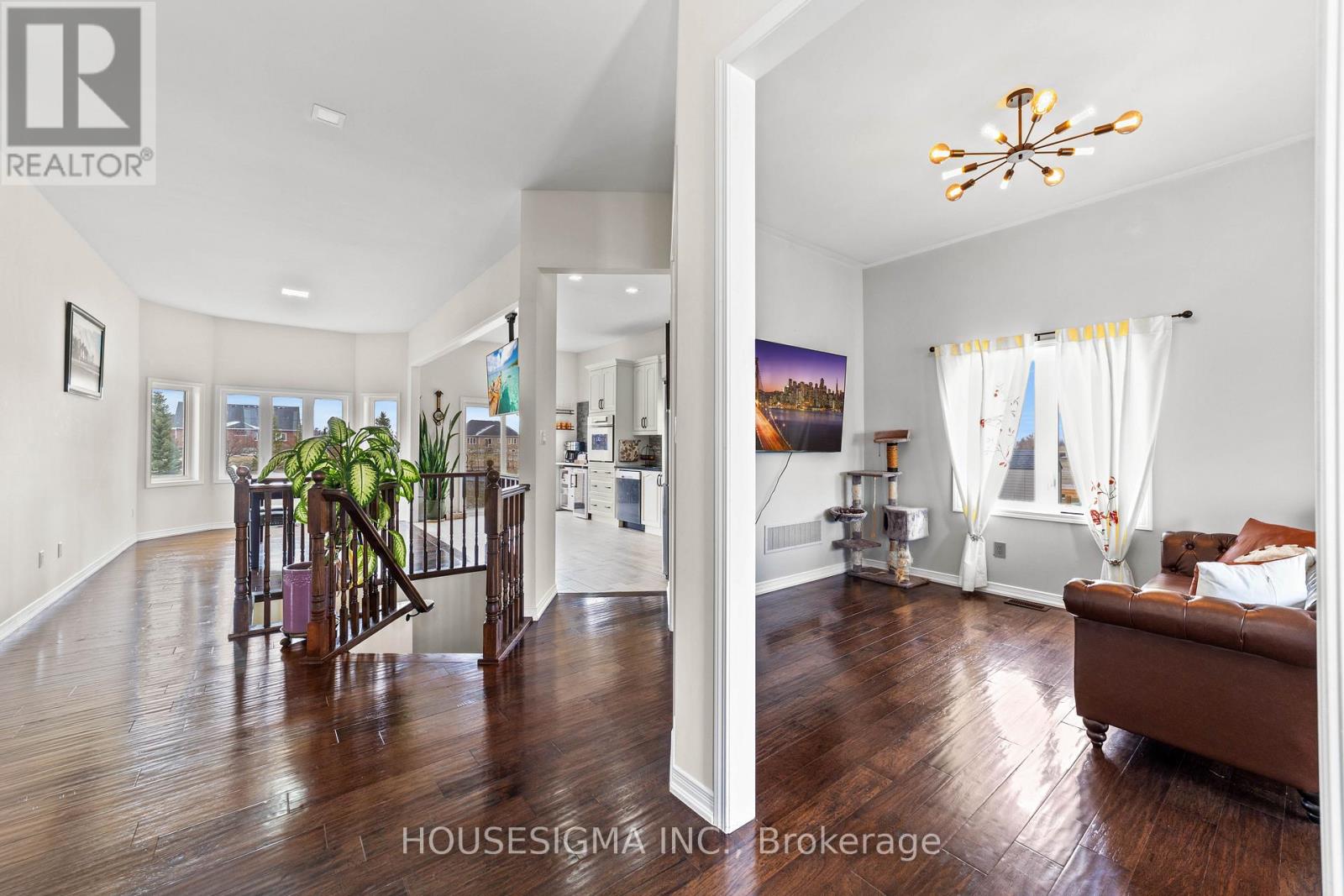 50 Songbird Crescent, Kawartha Lakes (Ops), Ontario  K9V 0A9 - Photo 6 - X12042287