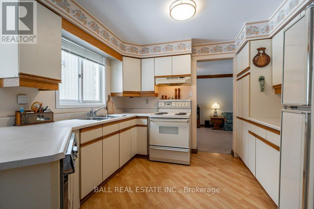 42 Stewart Drive, Selwyn, Ontario  K0L 2H0 - Photo 13 - X12042324
