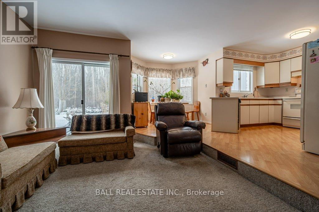 42 Stewart Drive, Selwyn, Ontario  K0L 2H0 - Photo 17 - X12042324