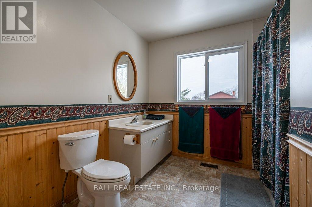42 Stewart Drive, Selwyn, Ontario  K0L 2H0 - Photo 27 - X12042324