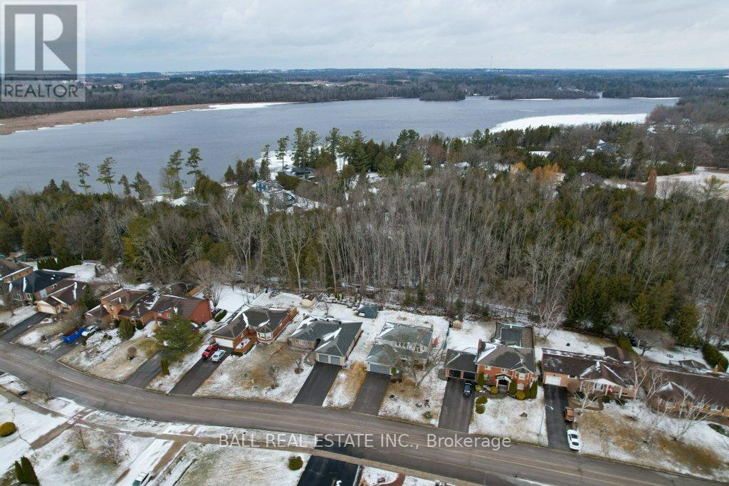 42 Stewart Drive, Selwyn, Ontario  K0L 2H0 - Photo 33 - X12042324
