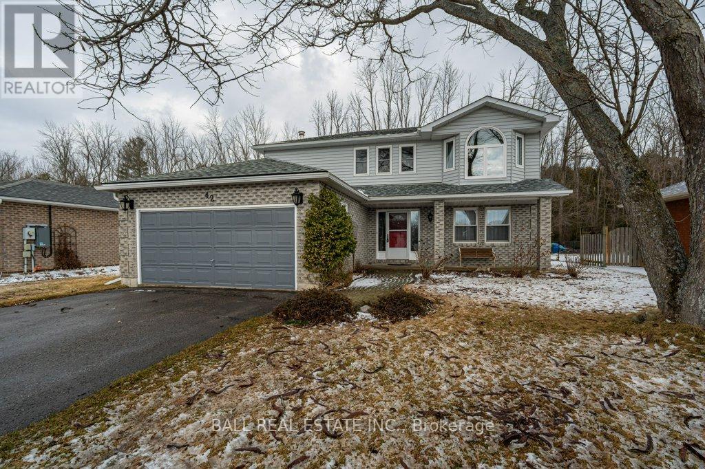 42 Stewart Drive, Selwyn, Ontario  K0L 2H0 - Photo 4 - X12042324