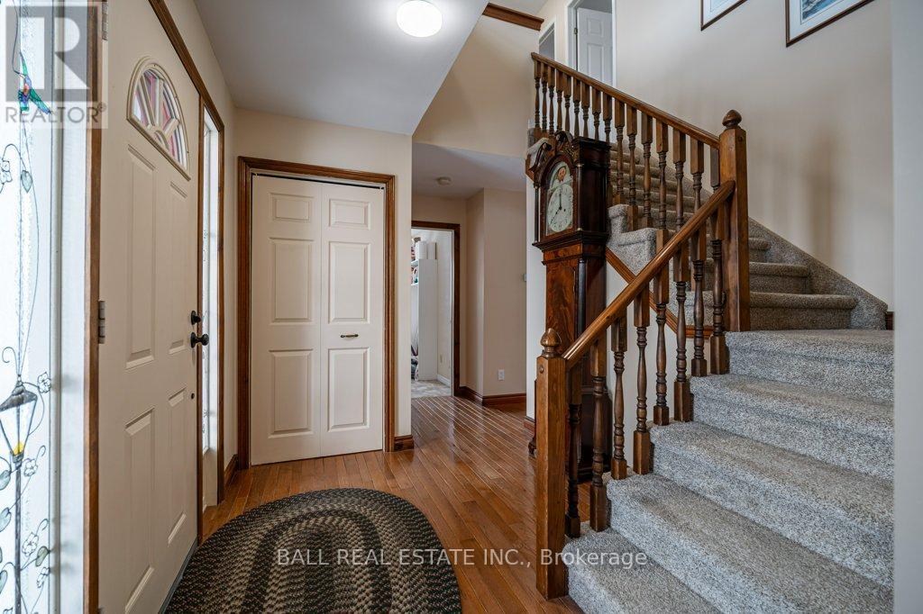 42 Stewart Drive, Selwyn, Ontario  K0L 2H0 - Photo 8 - X12042324