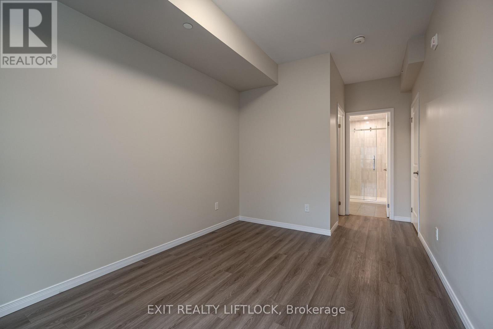 308 - 344 Florence Drive, Peterborough North (North), Ontario  K9J 0K4 - Photo 13 - X12043206