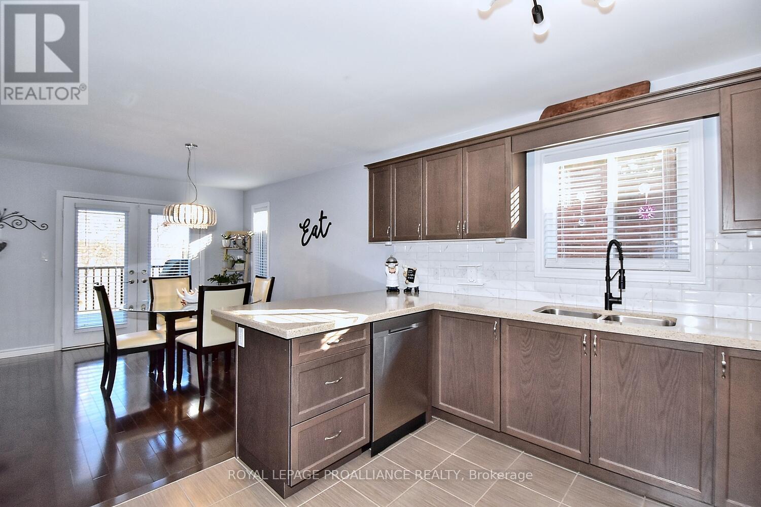 21 Old Trafford Drive, Trent Hills (Hastings), Ontario  K0L 1Y0 - Photo 13 - X12043532