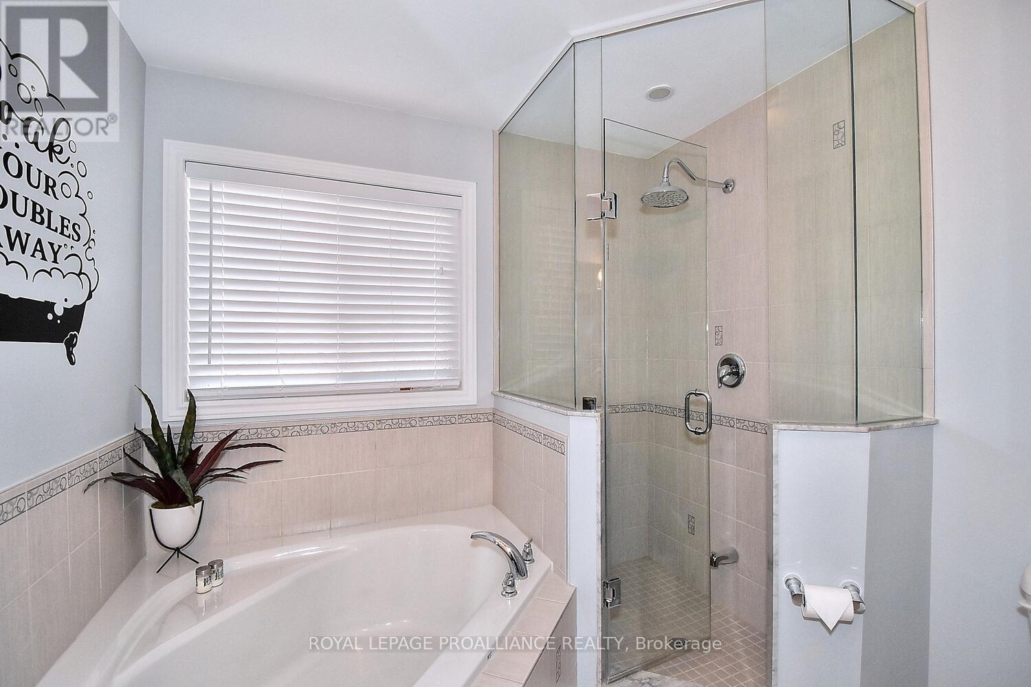 21 Old Trafford Drive, Trent Hills (Hastings), Ontario  K0L 1Y0 - Photo 22 - X12043532