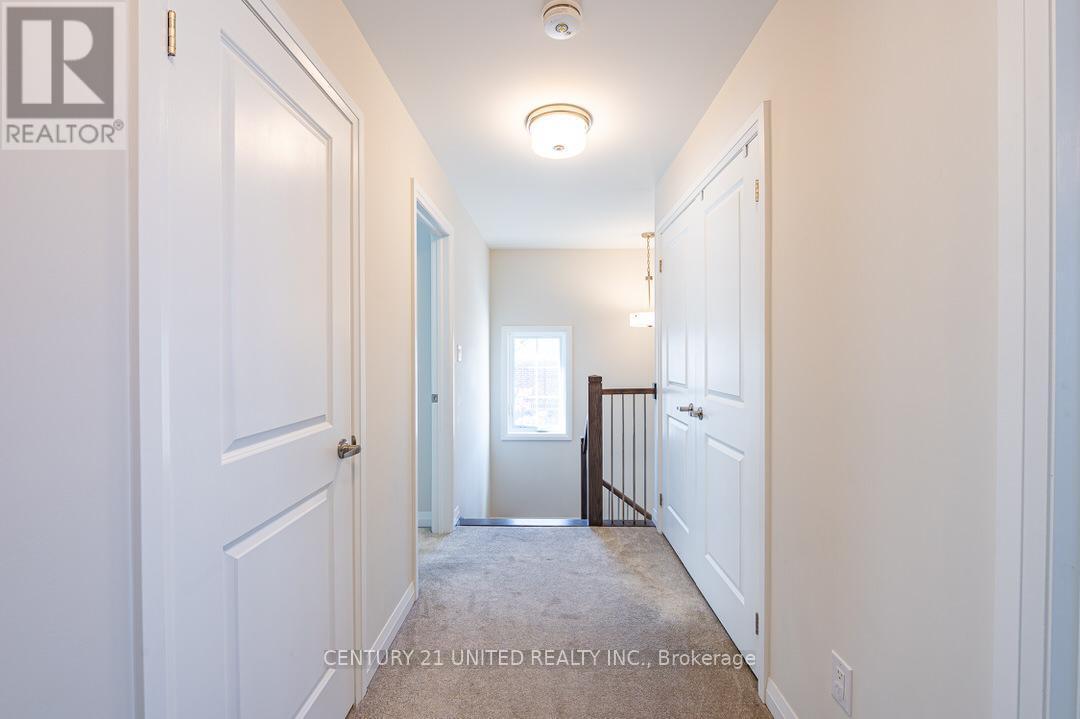 275 Noftall Gardens, Peterborough North (North), Ontario  K9H 0H9 - Photo 36 - X12043942