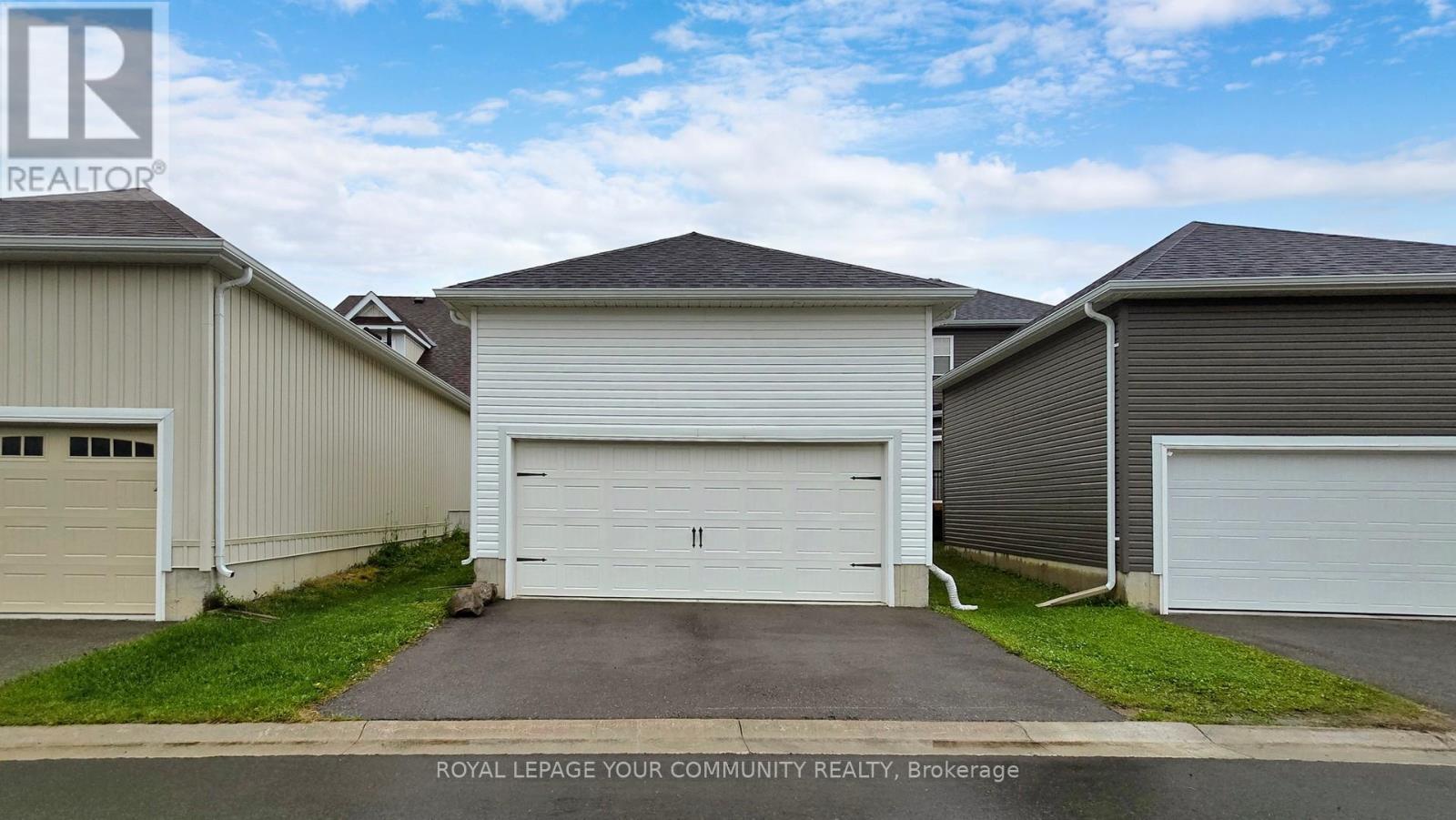606 Haylock Gardens, Peterborough North (North), Ontario  K9H 0G4 - Photo 48 - X12043934