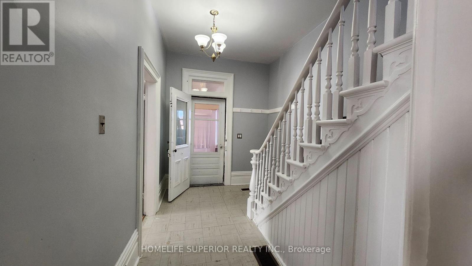 61 Front Street S, Trent Hills (Campbellford), Ontario  K0L 1L0 - Photo 11 - X12044445