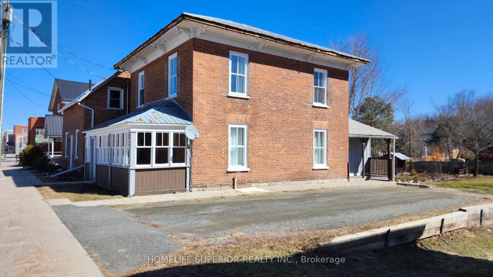 61 Front Street S, Trent Hills (Campbellford), Ontario  K0L 1L0 - Photo 2 - X12044445
