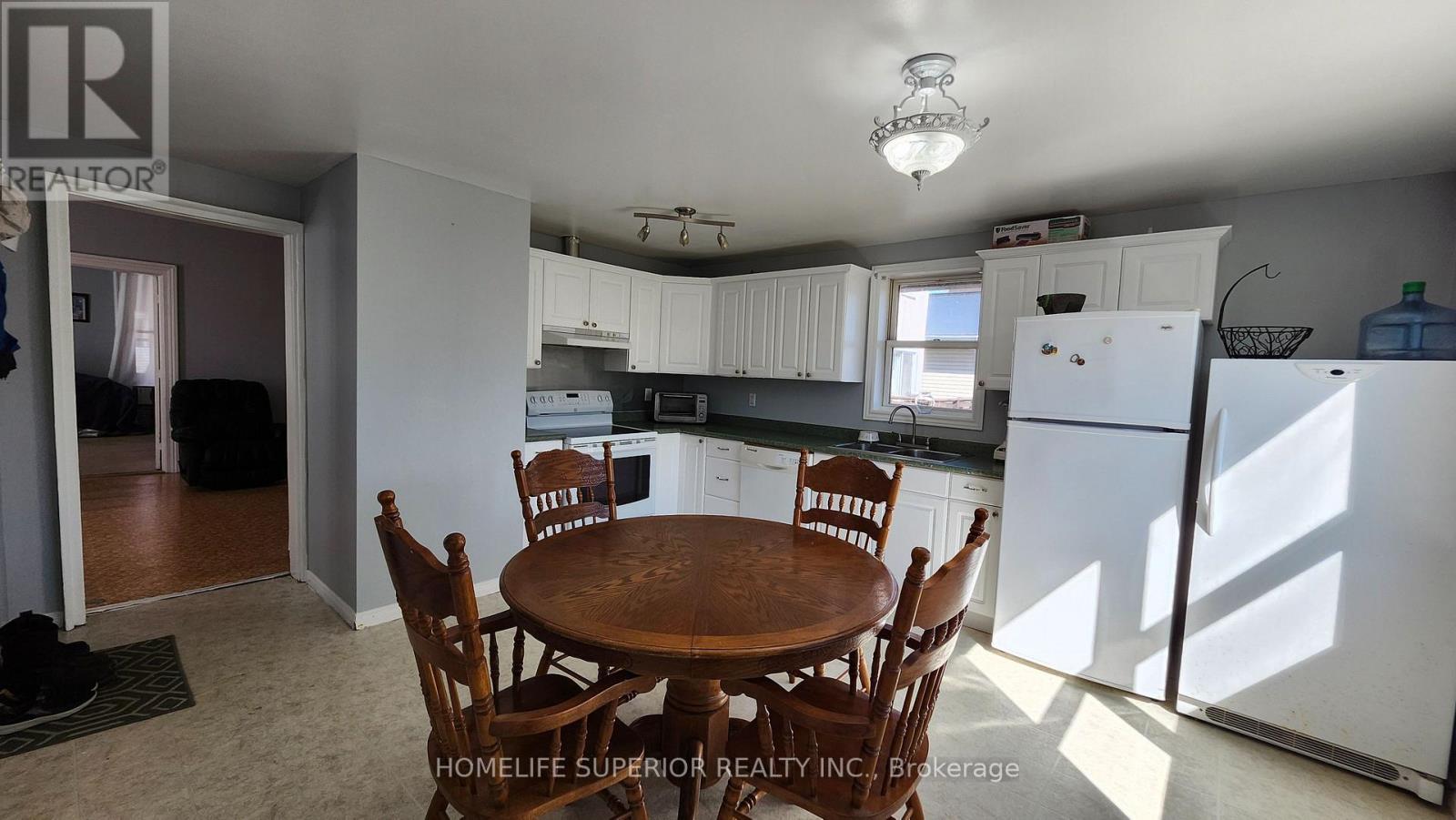 61 Front Street S, Trent Hills (Campbellford), Ontario  K0L 1L0 - Photo 8 - X12044445