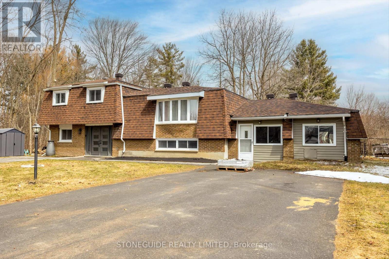 2515 Edgewood Park, Cavan Monaghan (Cavan Twp), Ontario  L0A 1C0 - Photo 2 - X12045150