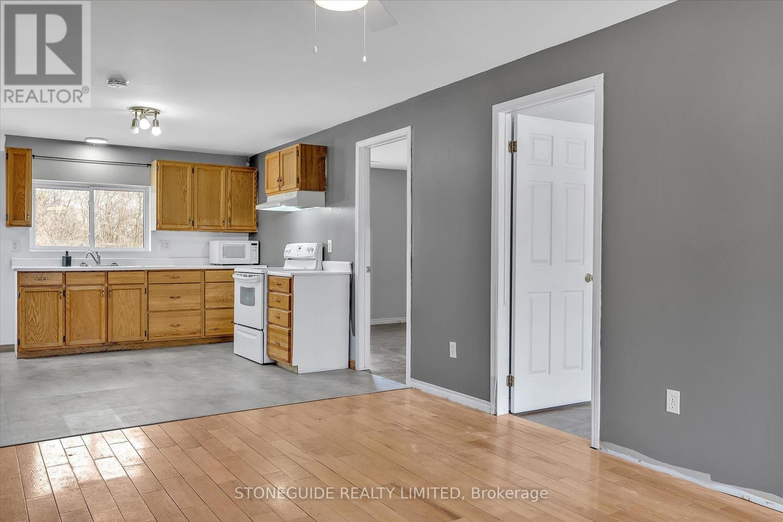 2515 Edgewood Park, Cavan Monaghan (Cavan Twp), Ontario  L0A 1C0 - Photo 43 - X12045150