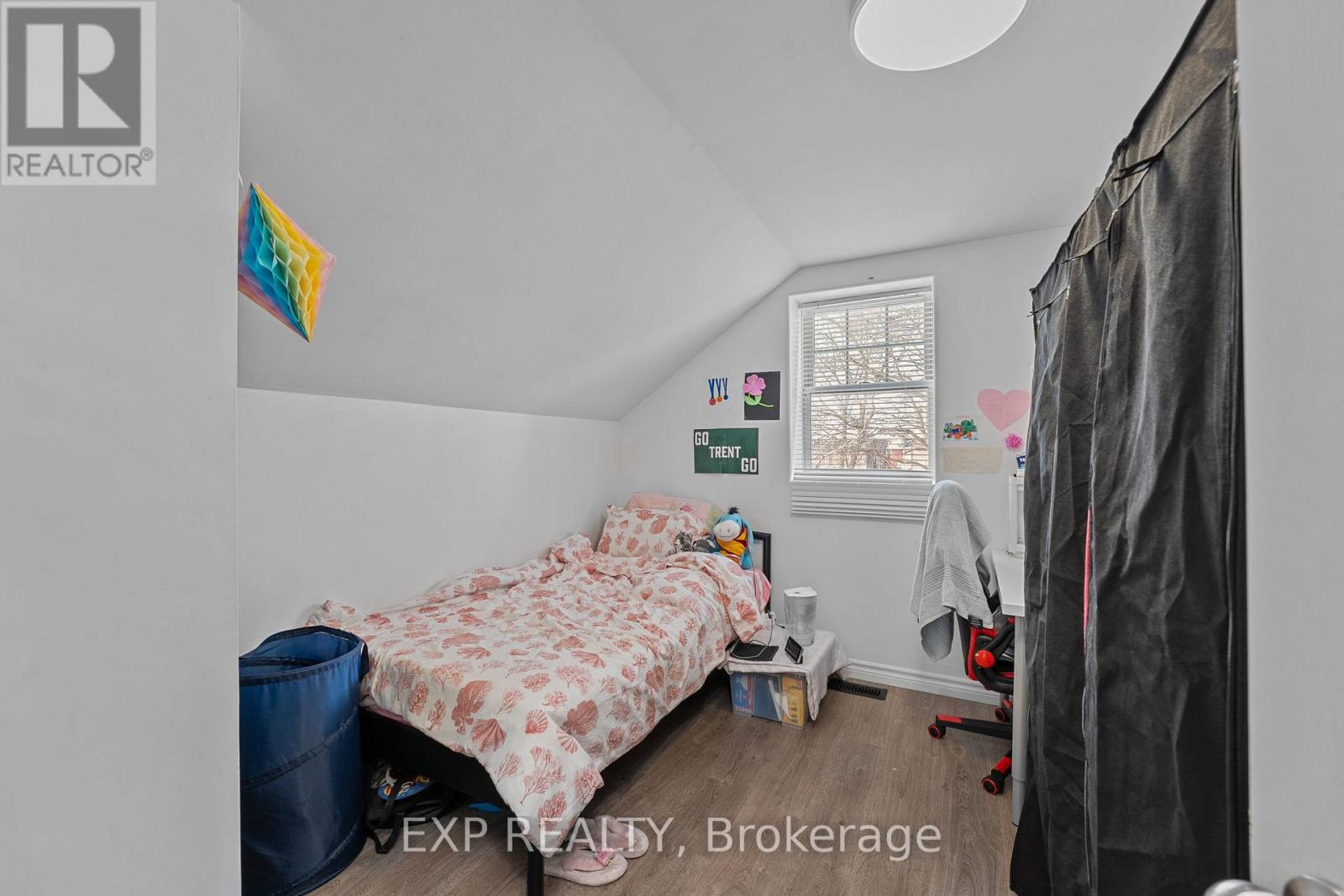 209 Rubidge Street, Peterborough Central (South), Ontario  K9J 3N9 - Photo 15 - X12045466