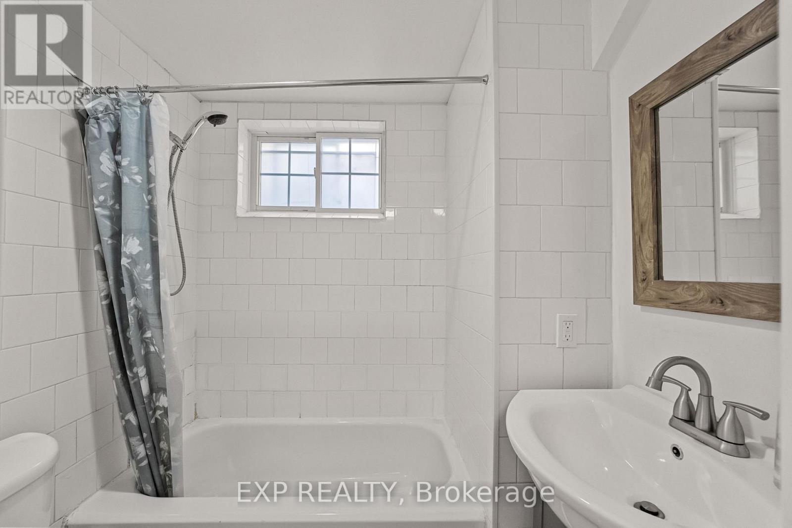 209 Rubidge Street, Peterborough Central (South), Ontario  K9J 3N9 - Photo 19 - X12045466