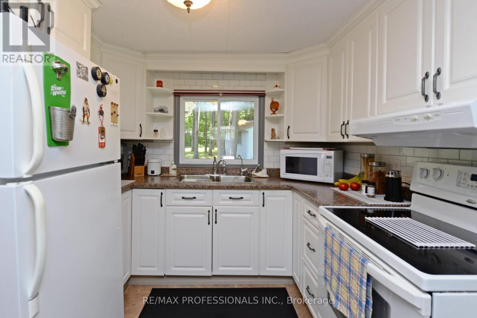 50 Pine Grove Road, Trent Hills, Ontario  K0L 1L0 - Photo 4 - X12045940