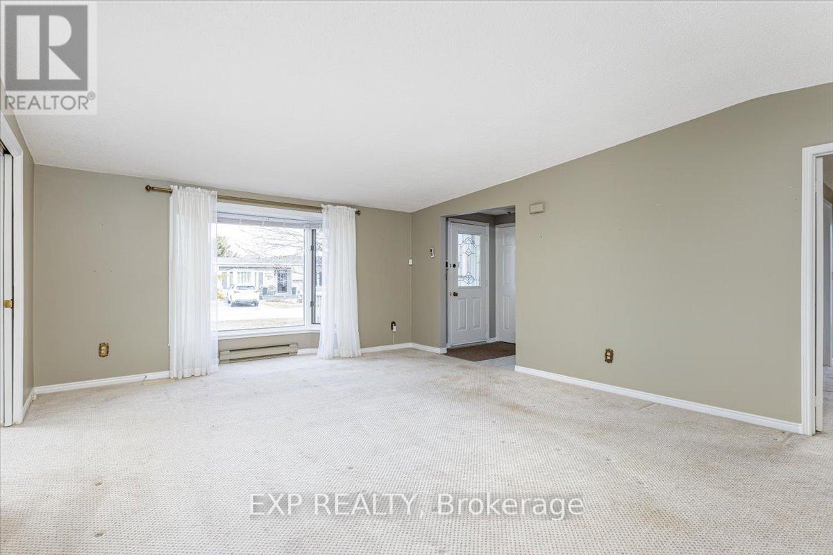 52 Fairway Drive, Clarington (Newcastle), Ontario  L1B 1B3 - Photo 19 - E12046507