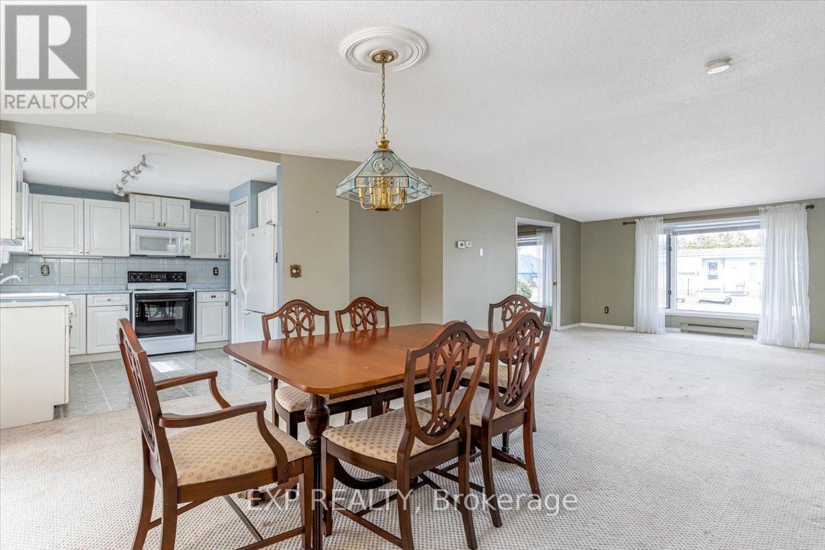 52 Fairway Drive, Clarington (Newcastle), Ontario  L1B 1B3 - Photo 21 - E12046507