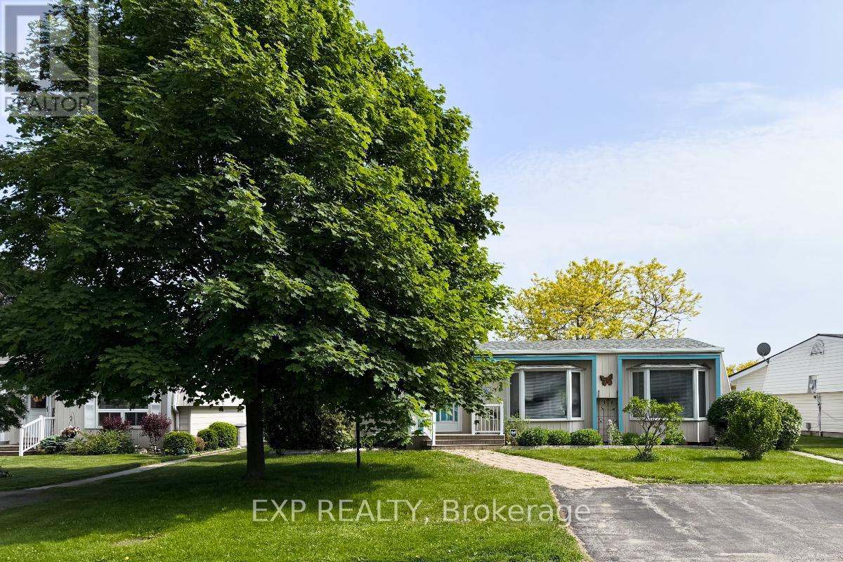 52 Fairway Drive, Clarington (Newcastle), Ontario  L1B 1B3 - Photo 3 - E12046507