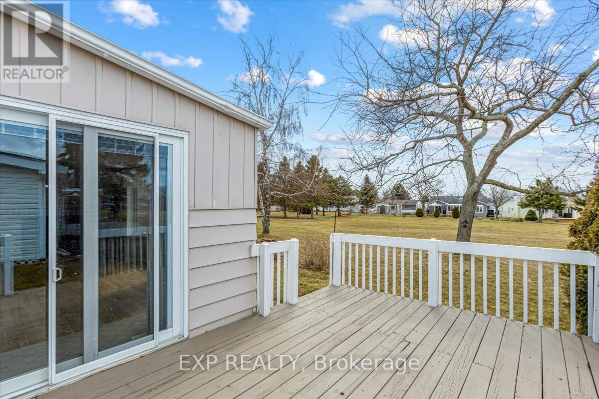 52 Fairway Drive, Clarington (Newcastle), Ontario  L1B 1B3 - Photo 33 - E12046507