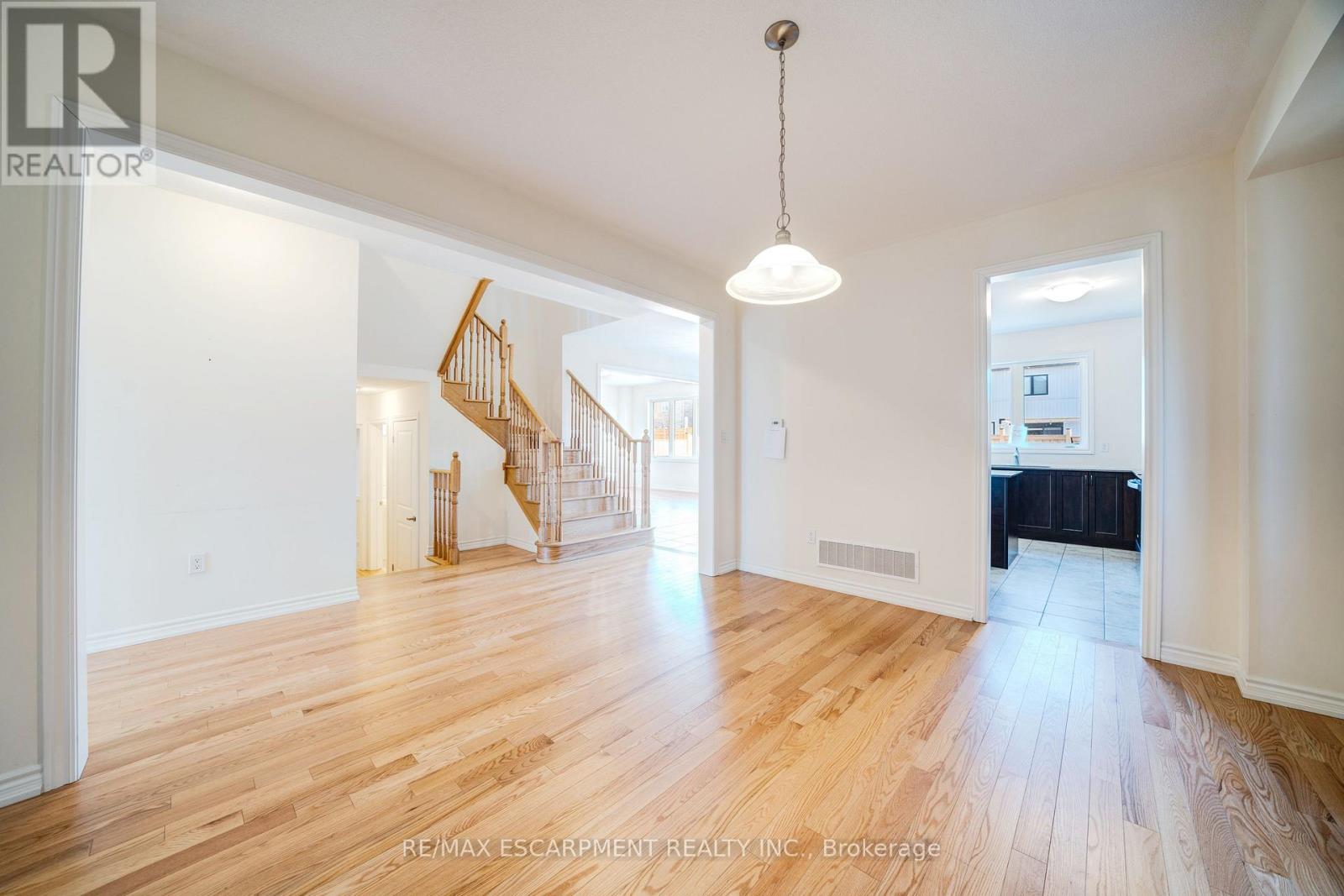 865 Fallis Line, Cavan Monaghan (Cavan Twp), Ontario  L0A 1G0 - Photo 11 - X12047304