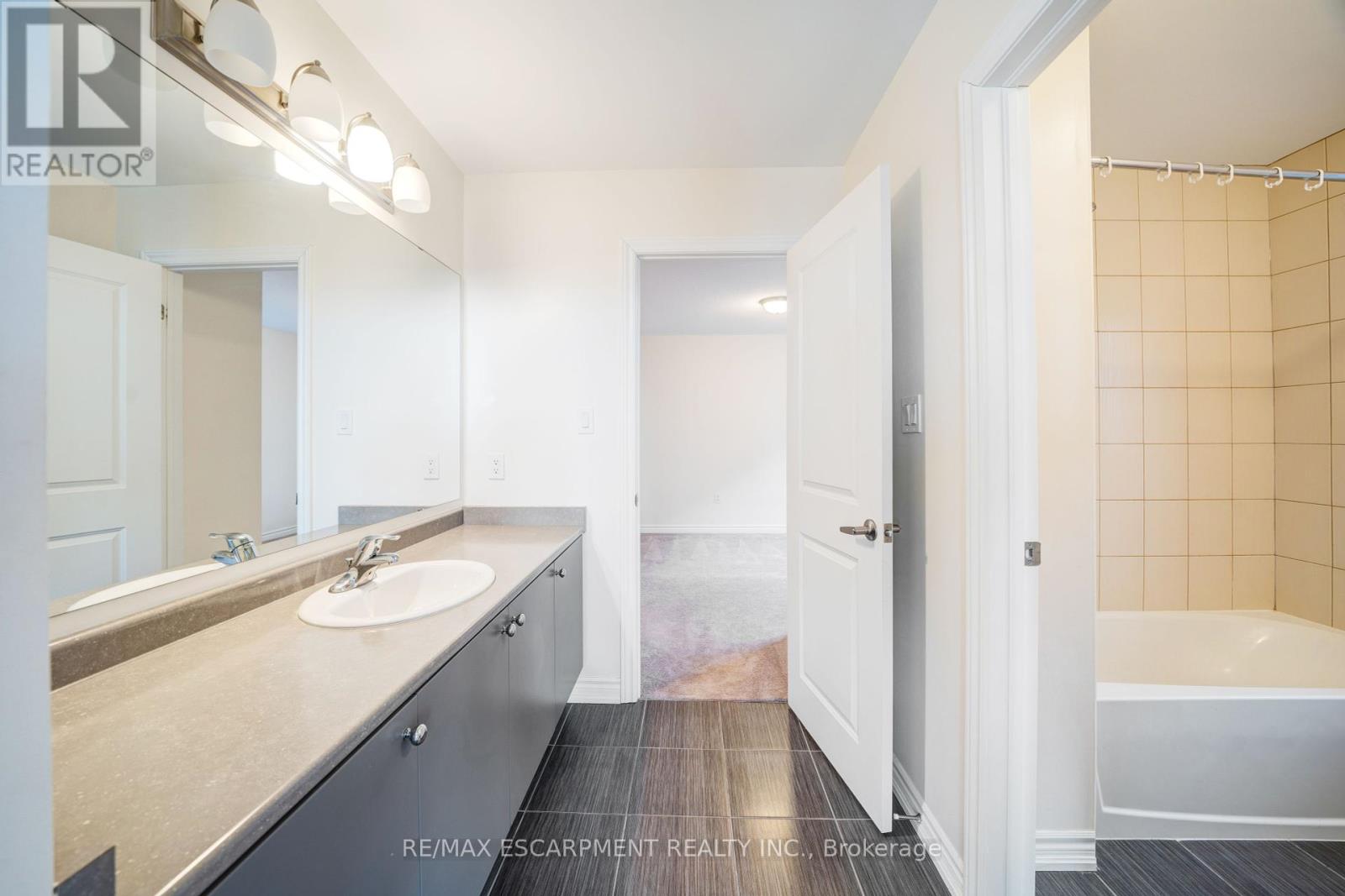 865 Fallis Line, Cavan Monaghan (Cavan Twp), Ontario  L0A 1G0 - Photo 32 - X12047304