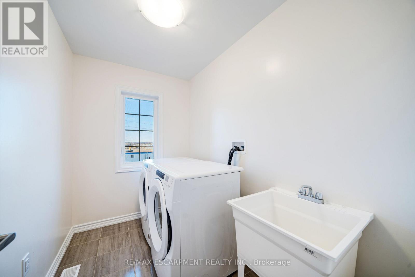 865 Fallis Line, Cavan Monaghan (Cavan Twp), Ontario  L0A 1G0 - Photo 43 - X12047304