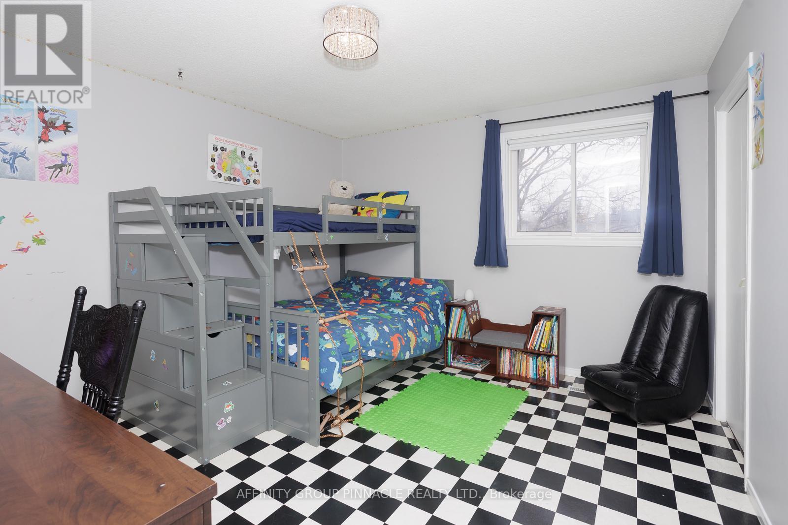 21 Mcdonagh Drive, Kawartha Lakes (Lindsay), Ontario  K9V 5A9 - Photo 18 - X12047723