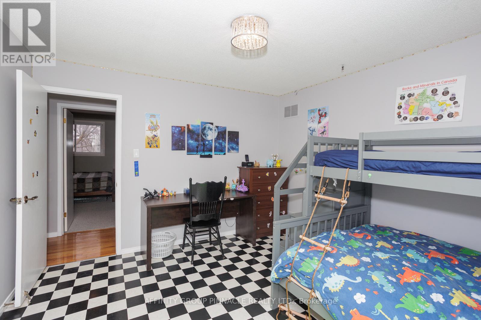 21 Mcdonagh Drive, Kawartha Lakes (Lindsay), Ontario  K9V 5A9 - Photo 20 - X12047723