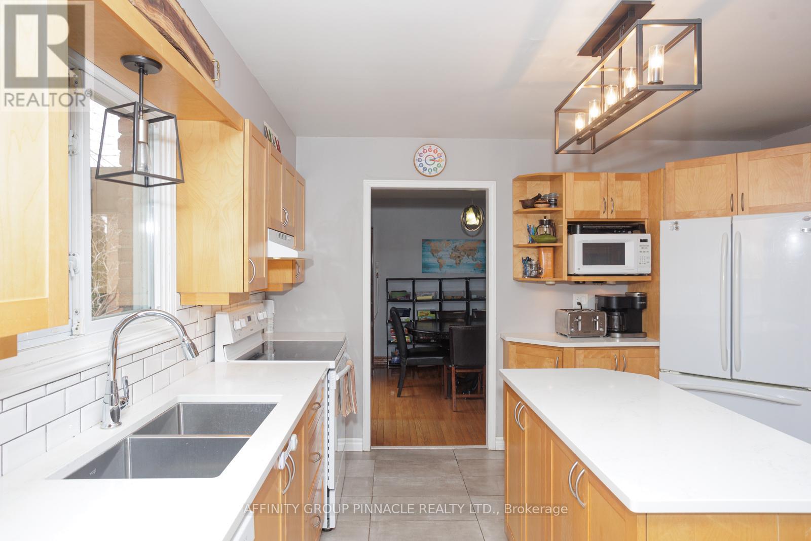 21 Mcdonagh Drive, Kawartha Lakes (Lindsay), Ontario  K9V 5A9 - Photo 26 - X12047723