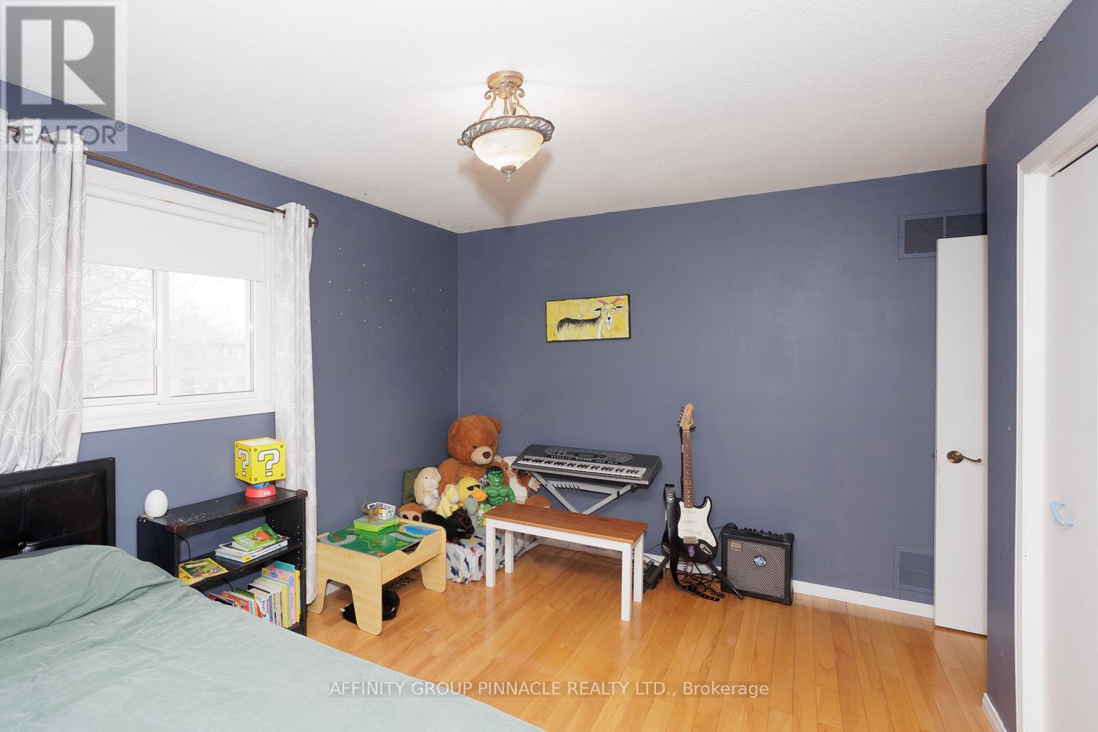 21 Mcdonagh Drive, Kawartha Lakes (Lindsay), Ontario  K9V 5A9 - Photo 29 - X12047723