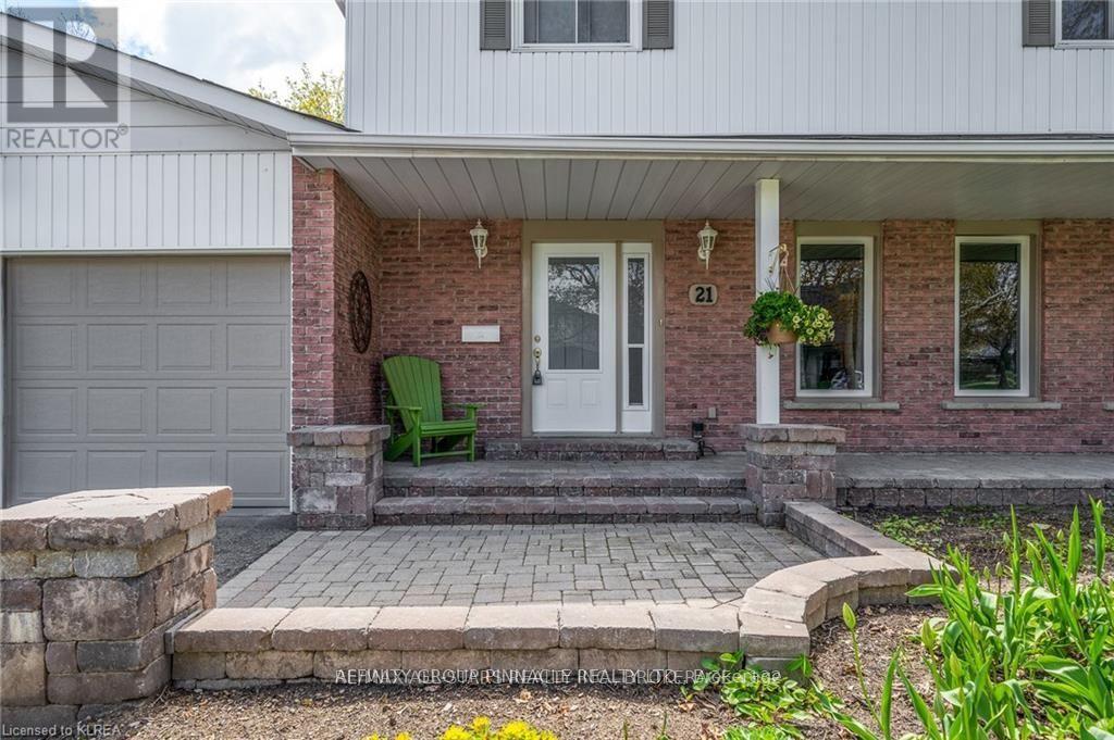 21 Mcdonagh Drive, Kawartha Lakes (Lindsay), Ontario  K9V 5A9 - Photo 3 - X12047723