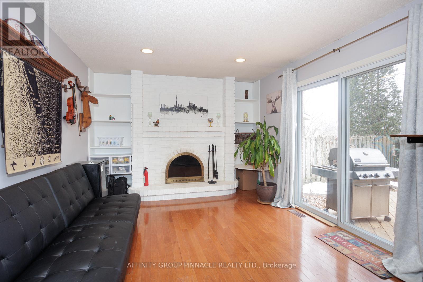 21 Mcdonagh Drive, Kawartha Lakes (Lindsay), Ontario  K9V 5A9 - Photo 37 - X12047723