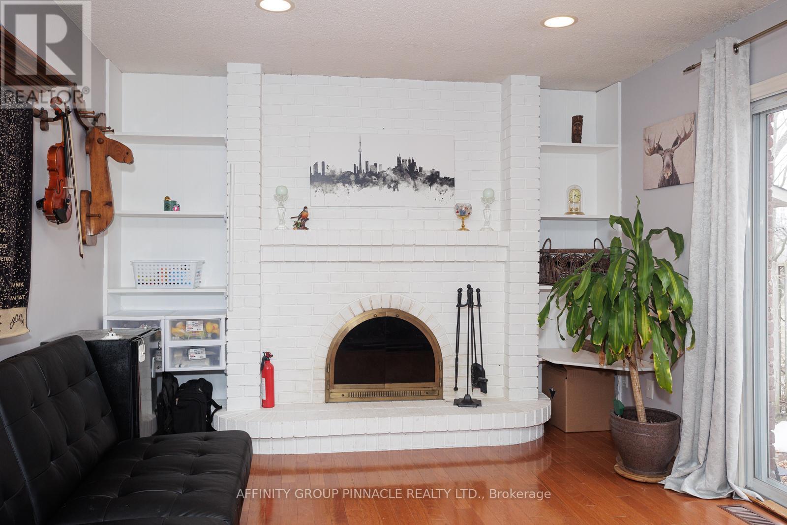 21 Mcdonagh Drive, Kawartha Lakes (Lindsay), Ontario  K9V 5A9 - Photo 38 - X12047723