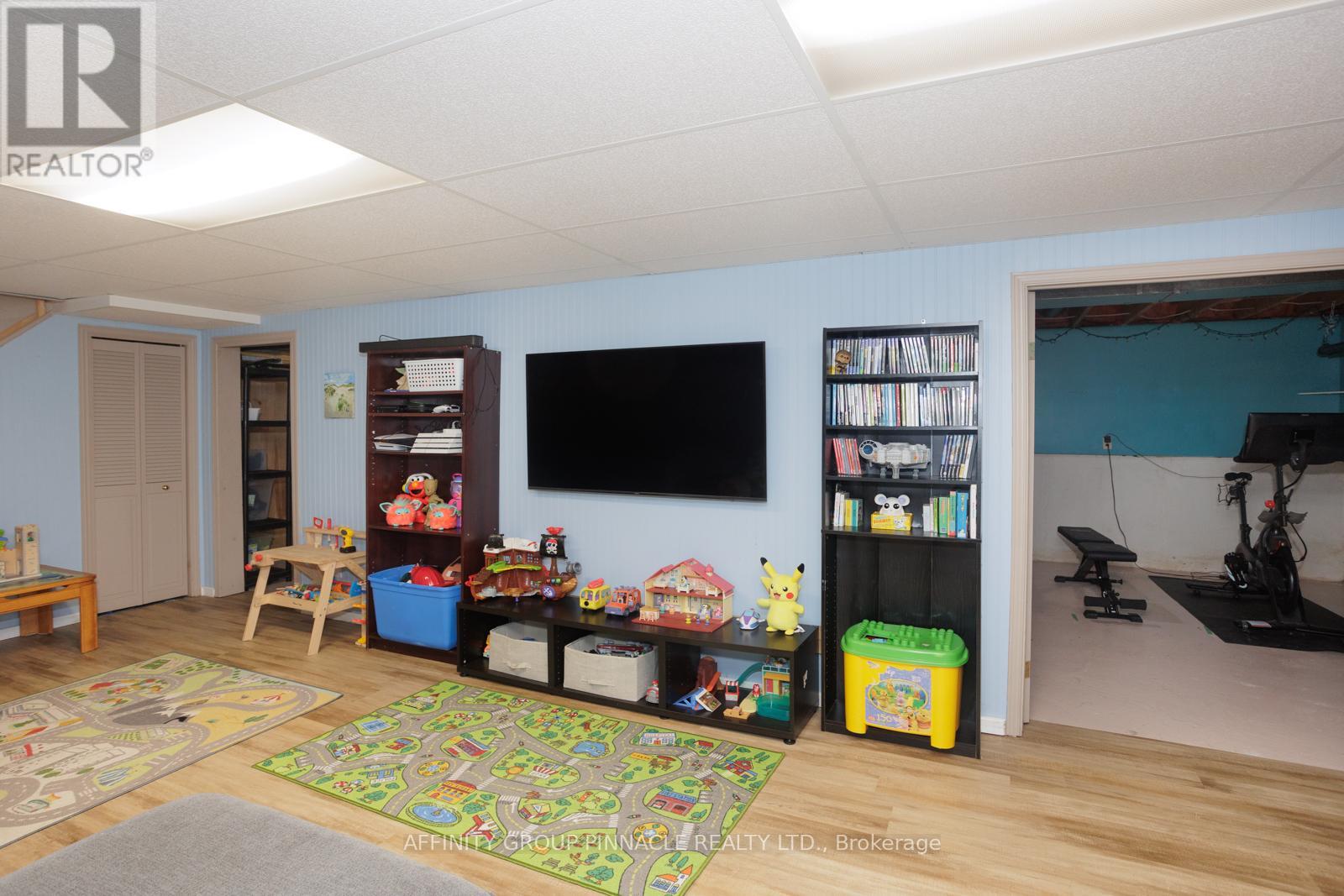 21 Mcdonagh Drive, Kawartha Lakes (Lindsay), Ontario  K9V 5A9 - Photo 45 - X12047723