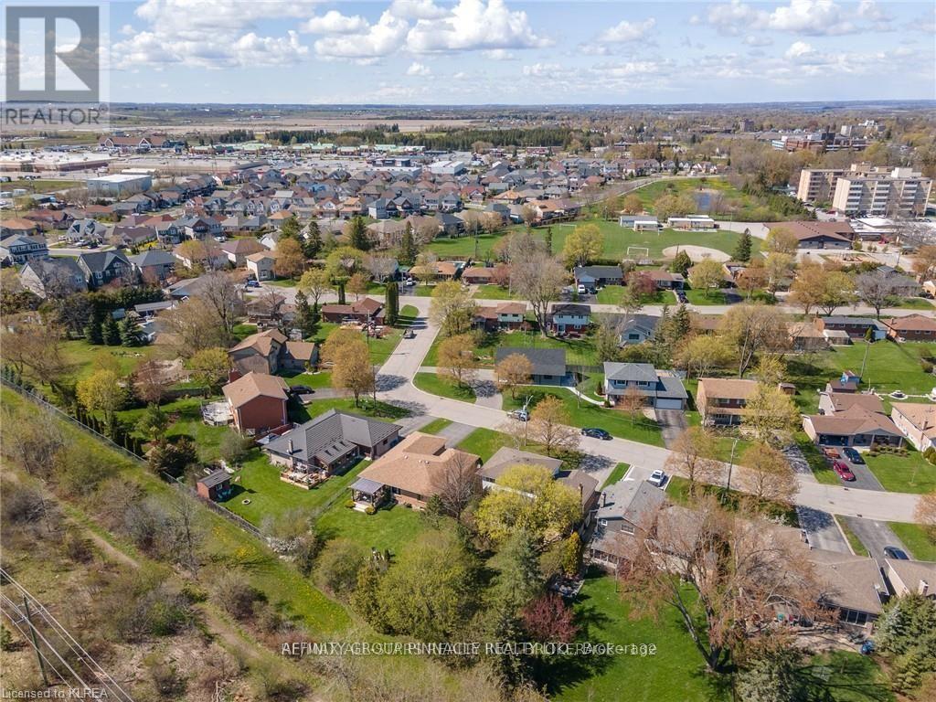 21 Mcdonagh Drive, Kawartha Lakes (Lindsay), Ontario  K9V 5A9 - Photo 49 - X12047723