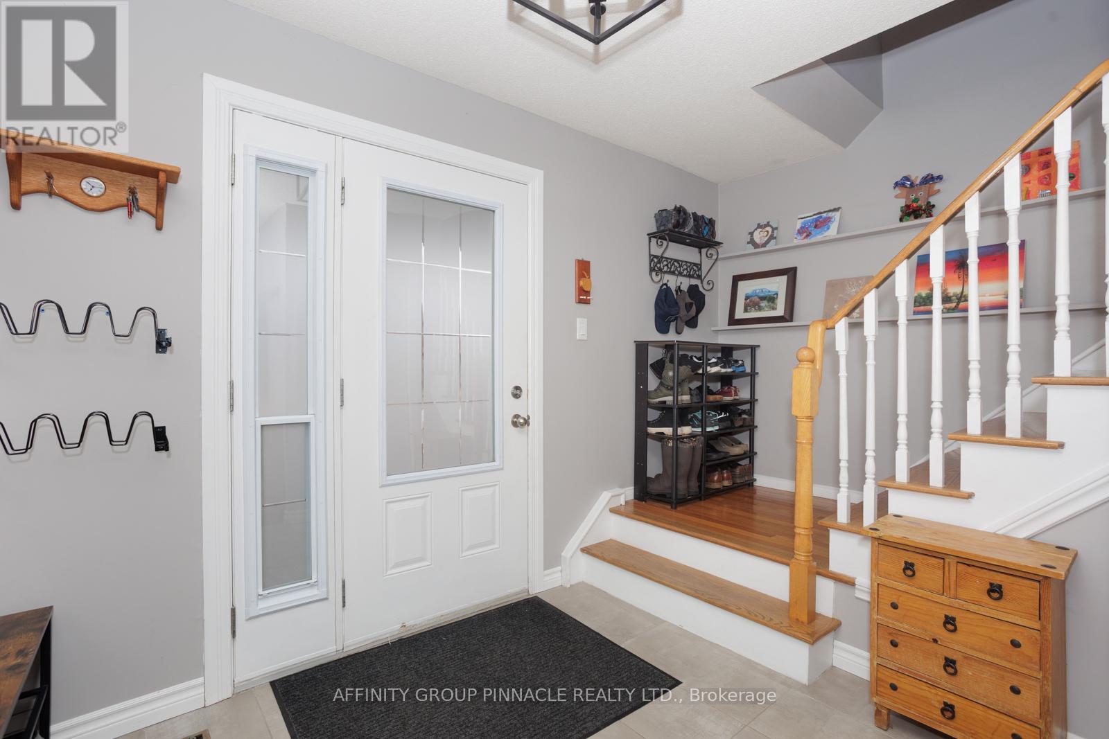 21 Mcdonagh Drive, Kawartha Lakes (Lindsay), Ontario  K9V 5A9 - Photo 6 - X12047723