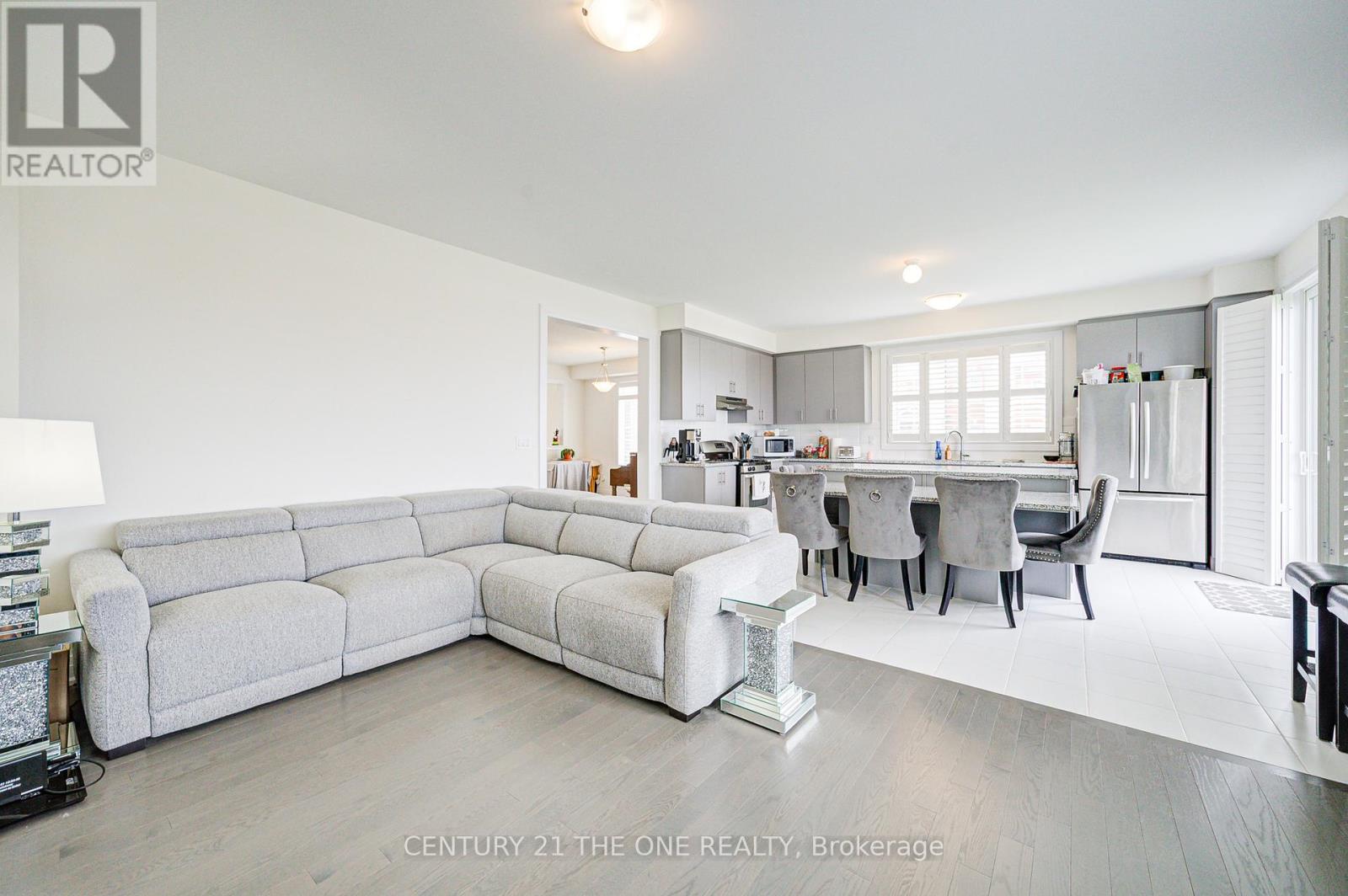 2 Wesley Brooks Street, Clarington (Newcastle), Ontario  L1B 0W4 - Photo 27 - E12048398
