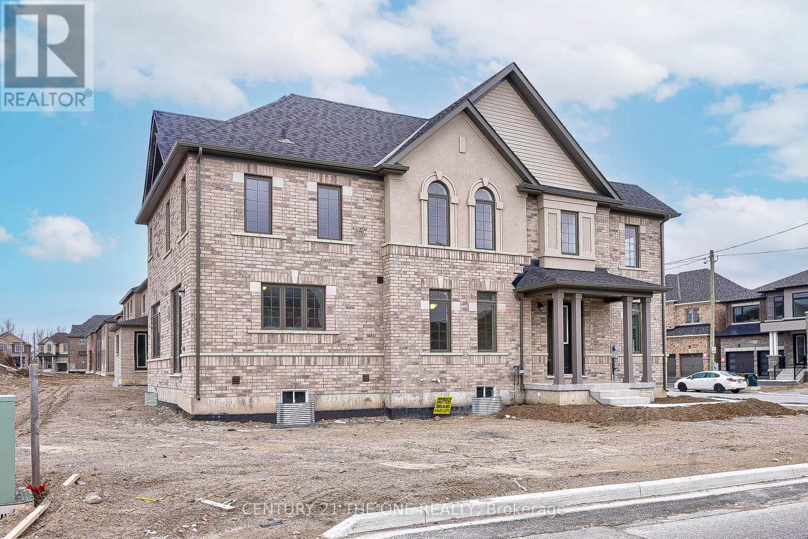 2 Wesley Brooks Street, Clarington (Newcastle), Ontario  L1B 0W4 - Photo 3 - E12048398