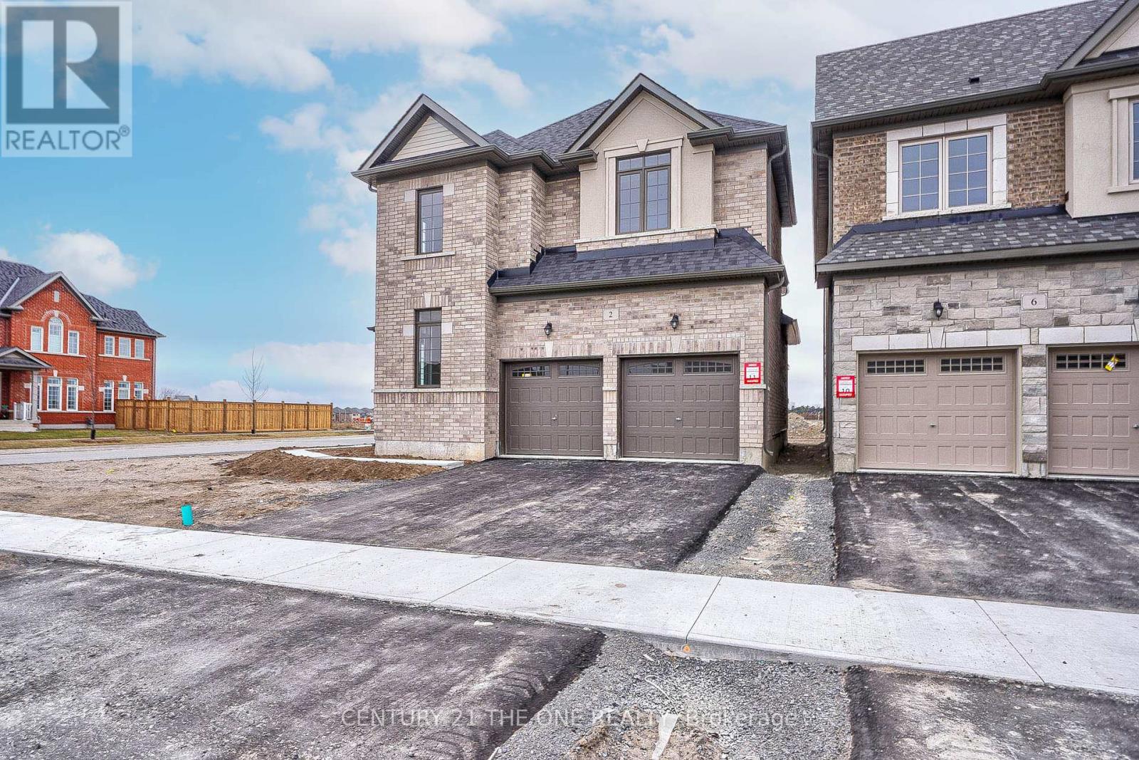 2 Wesley Brooks Street, Clarington (Newcastle), Ontario  L1B 0W4 - Photo 4 - E12048398