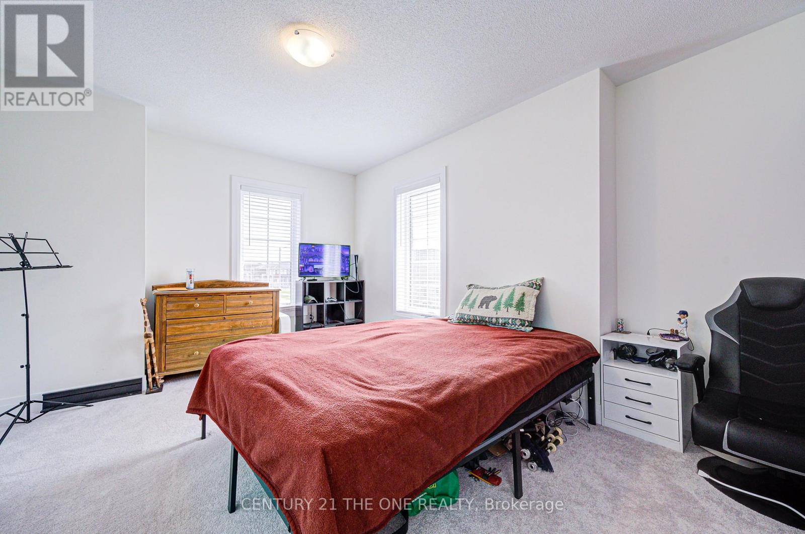 2 Wesley Brooks Street, Clarington (Newcastle), Ontario  L1B 0W4 - Photo 40 - E12048398
