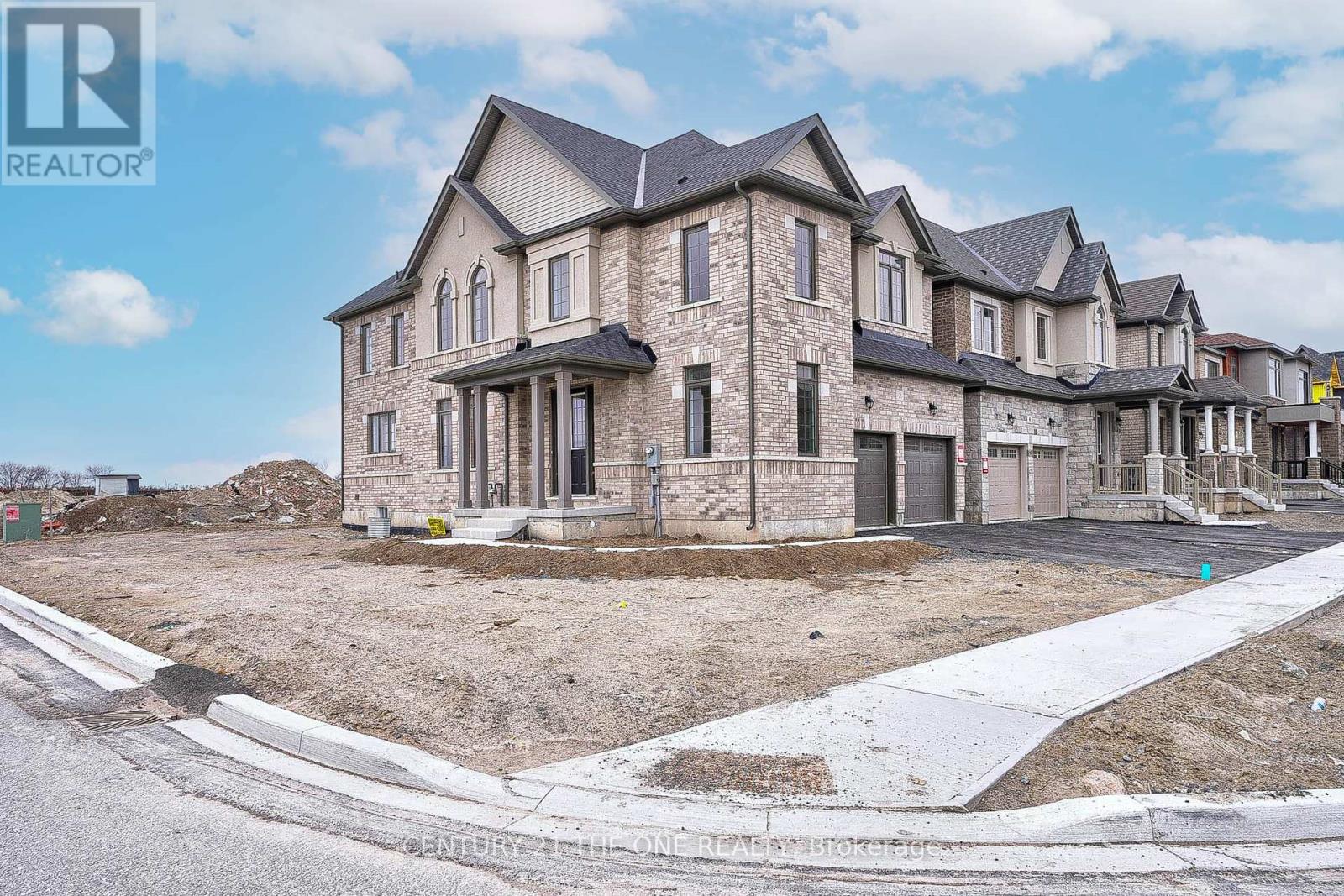 2 Wesley Brooks Street, Clarington (Newcastle), Ontario  L1B 0W4 - Photo 5 - E12048398