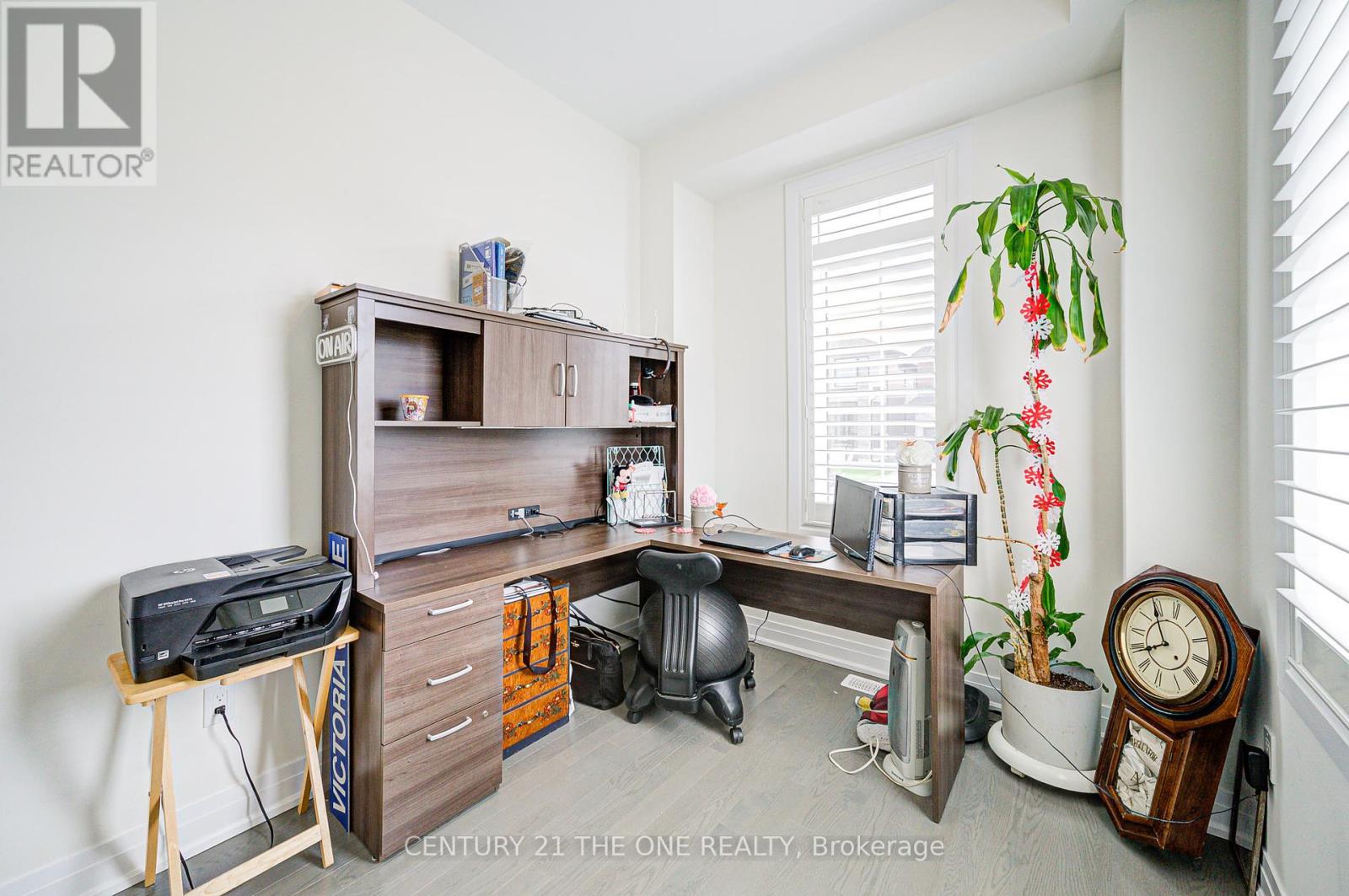 2 Wesley Brooks Street, Clarington (Newcastle), Ontario  L1B 0W4 - Photo 8 - E12048398