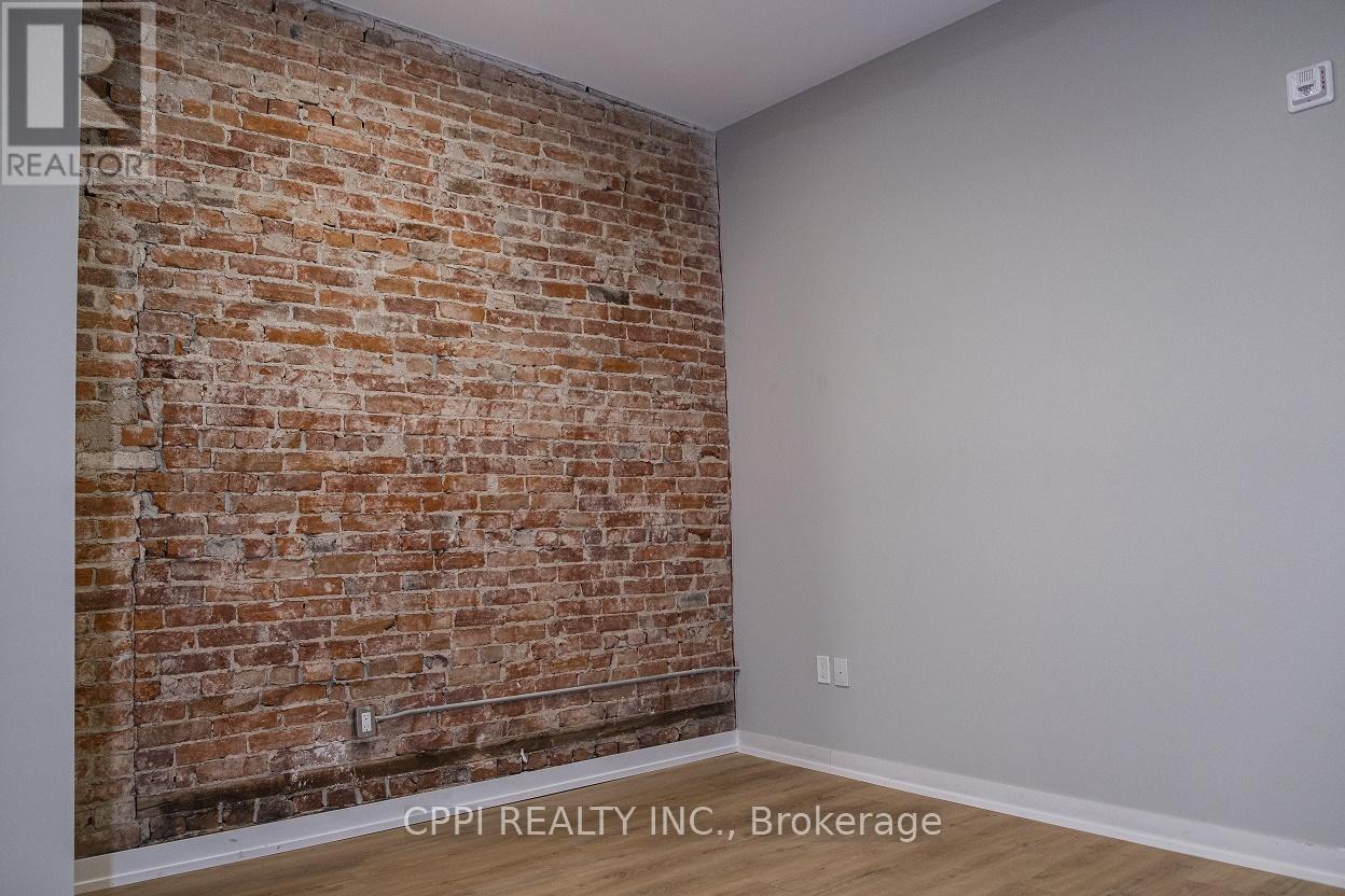 216 - 140 Simcoe Street, Peterborough Central (North), Ontario  K9H 2H5 - Photo 20 - X12050592