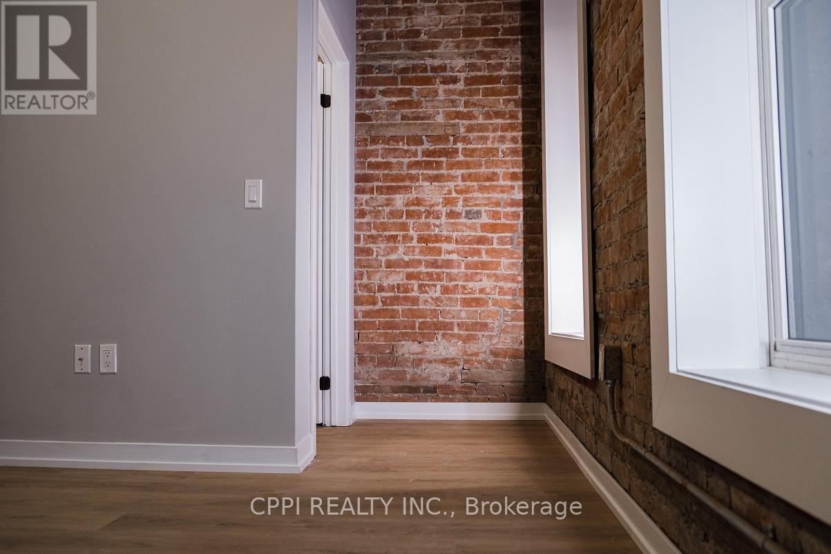 216 - 140 Simcoe Street, Peterborough Central (North), Ontario  K9H 2H5 - Photo 9 - X12050592